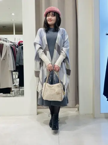 ANY SIS 川根　彩 コーディネート画像