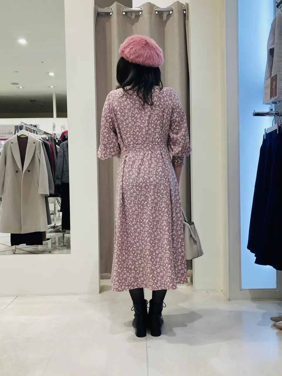 ANY SIS 川根　彩 コーディネート画像