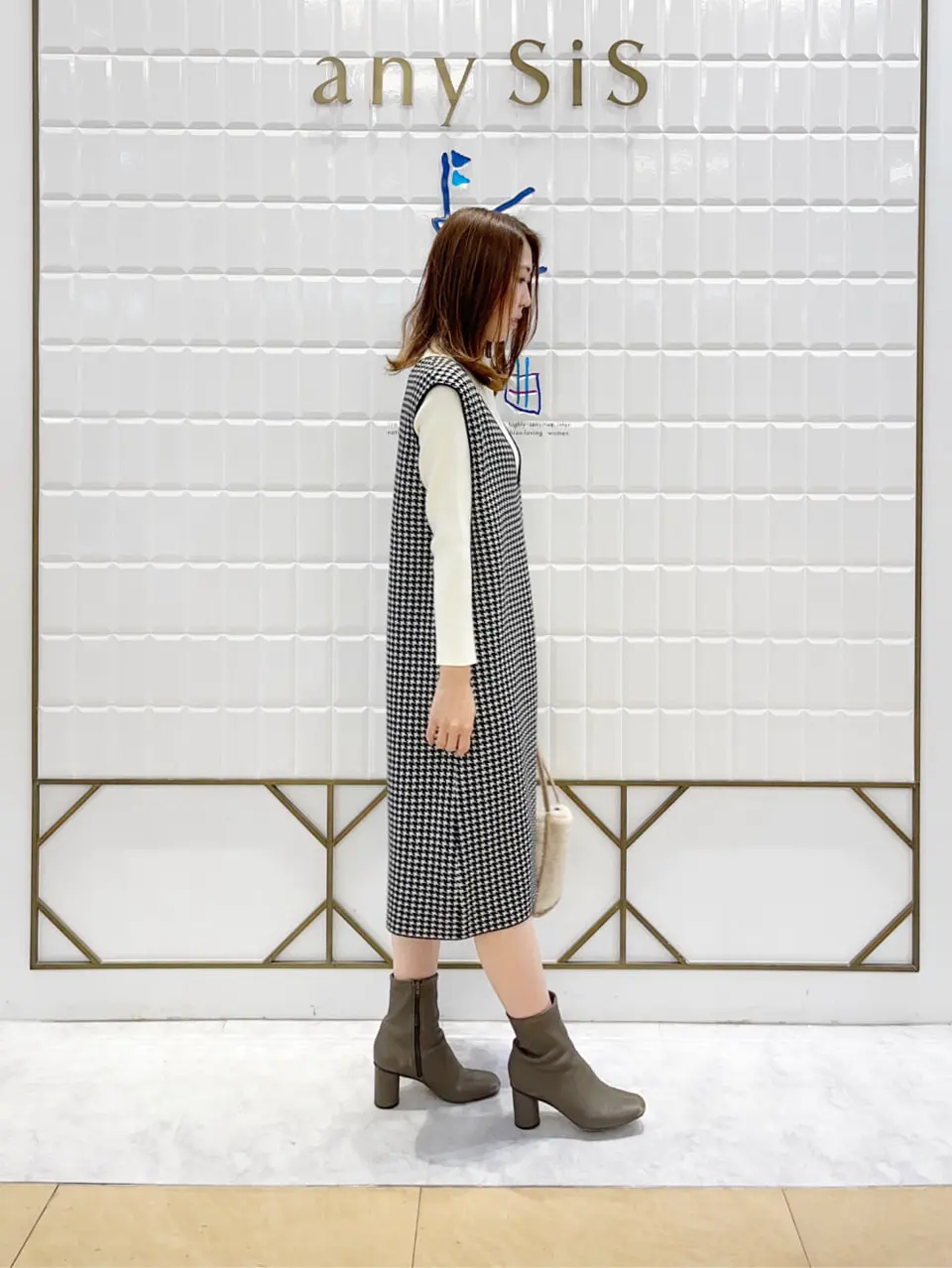 ANY SIS 上田 コーディネート画像