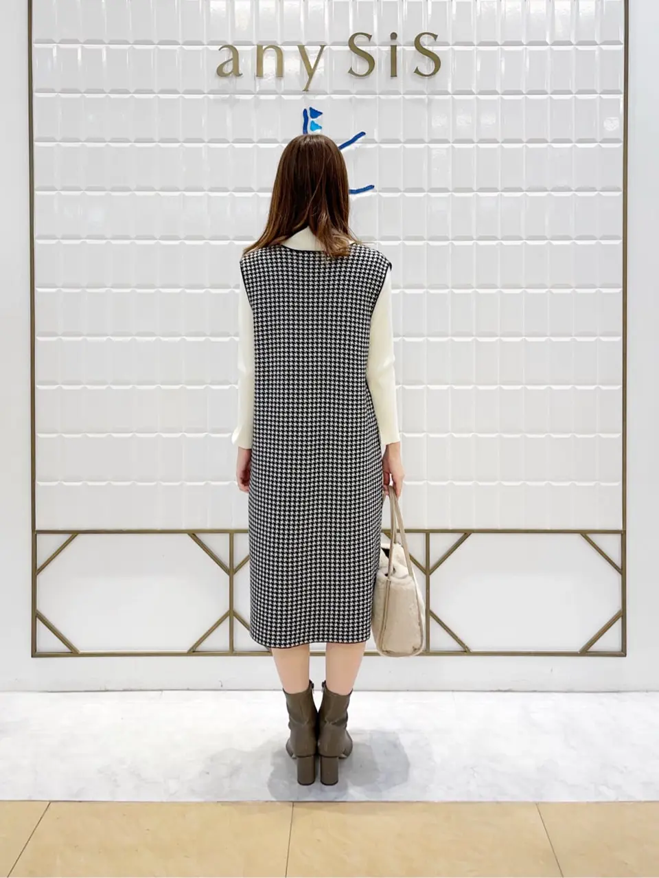 ANY SIS 上田 コーディネート画像