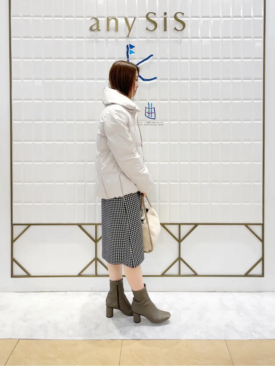 ANY SIS 上田 コーディネート画像