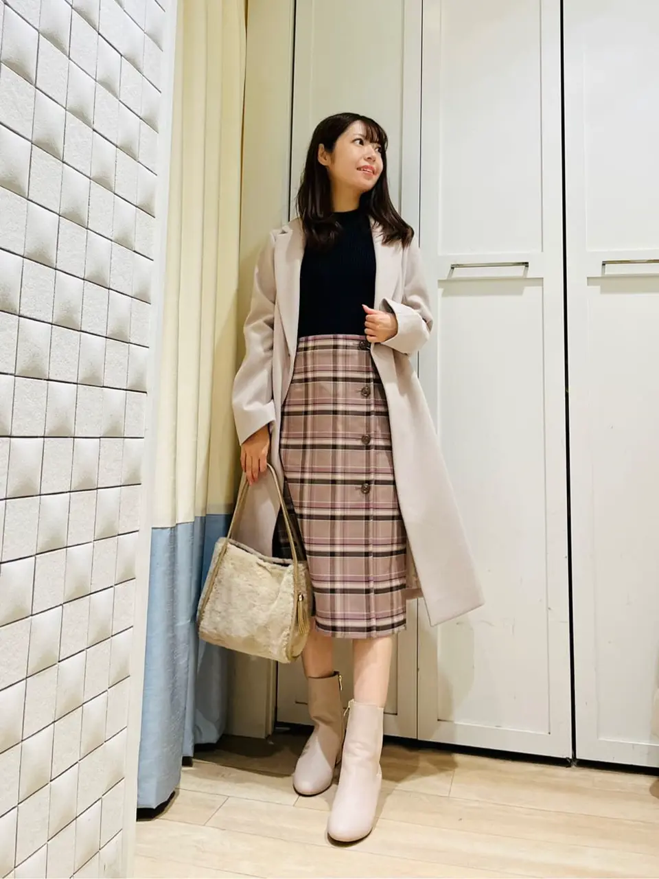 ANY SIS スタッフ コーディネート画像