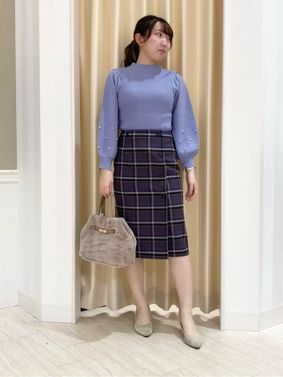 ANY SIS スタッフ コーディネート画像