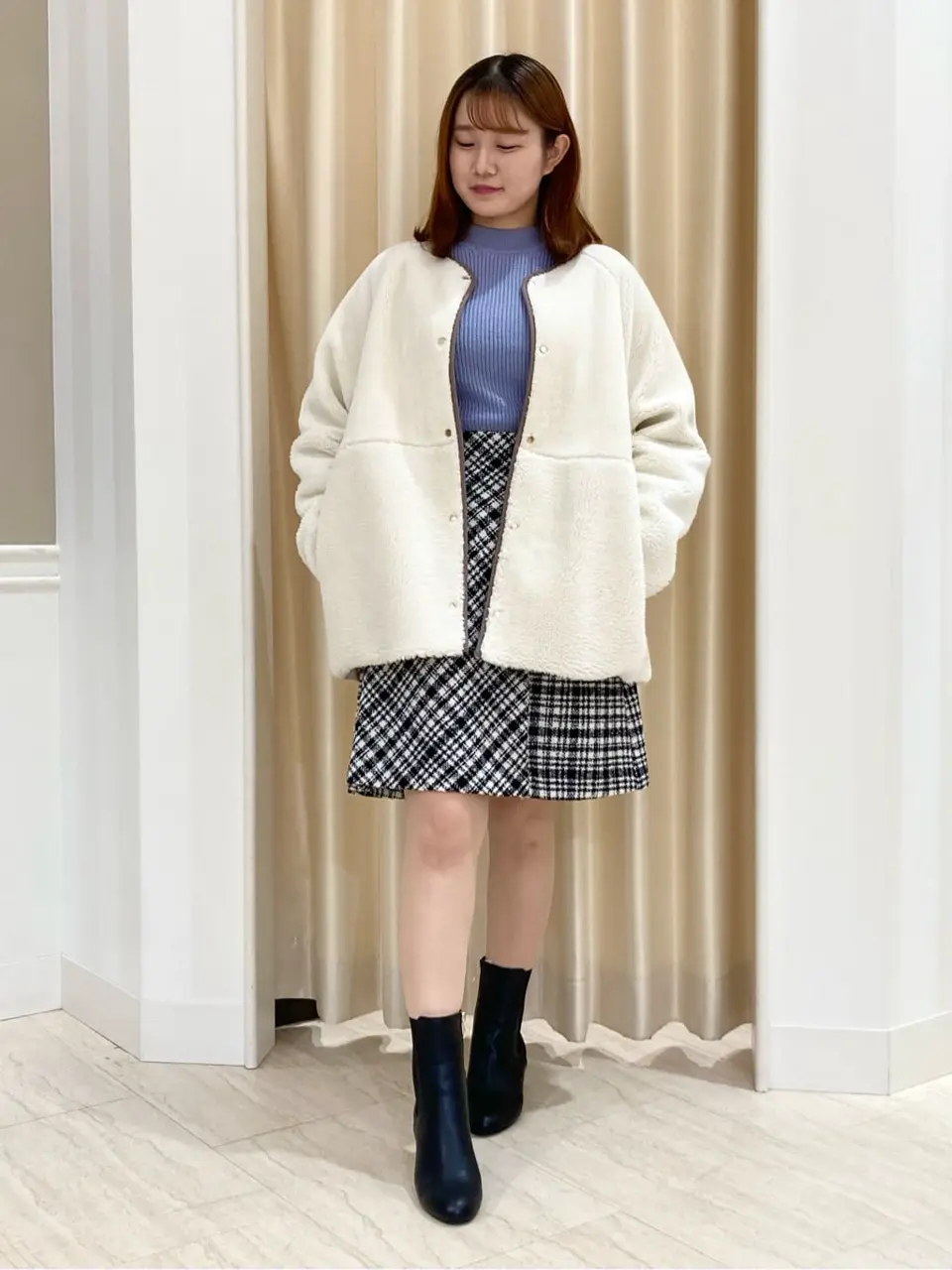 ANY SIS スタッフ コーディネート画像