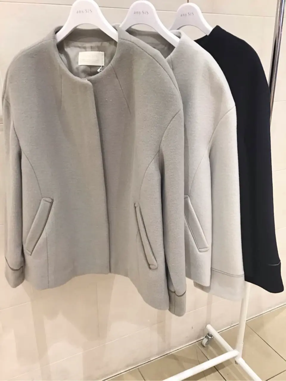 ANY SIS 藤森 コーディネート画像