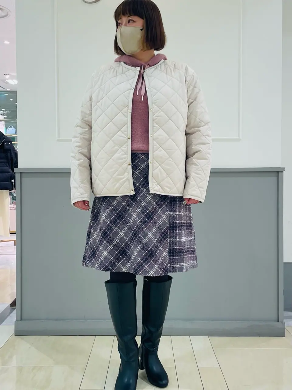 ANY SIS 堀部 コーディネート画像