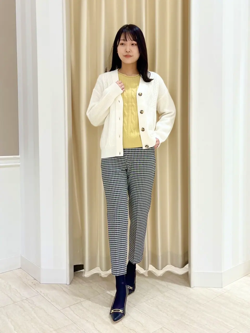 ANY SIS スタッフ コーディネート画像