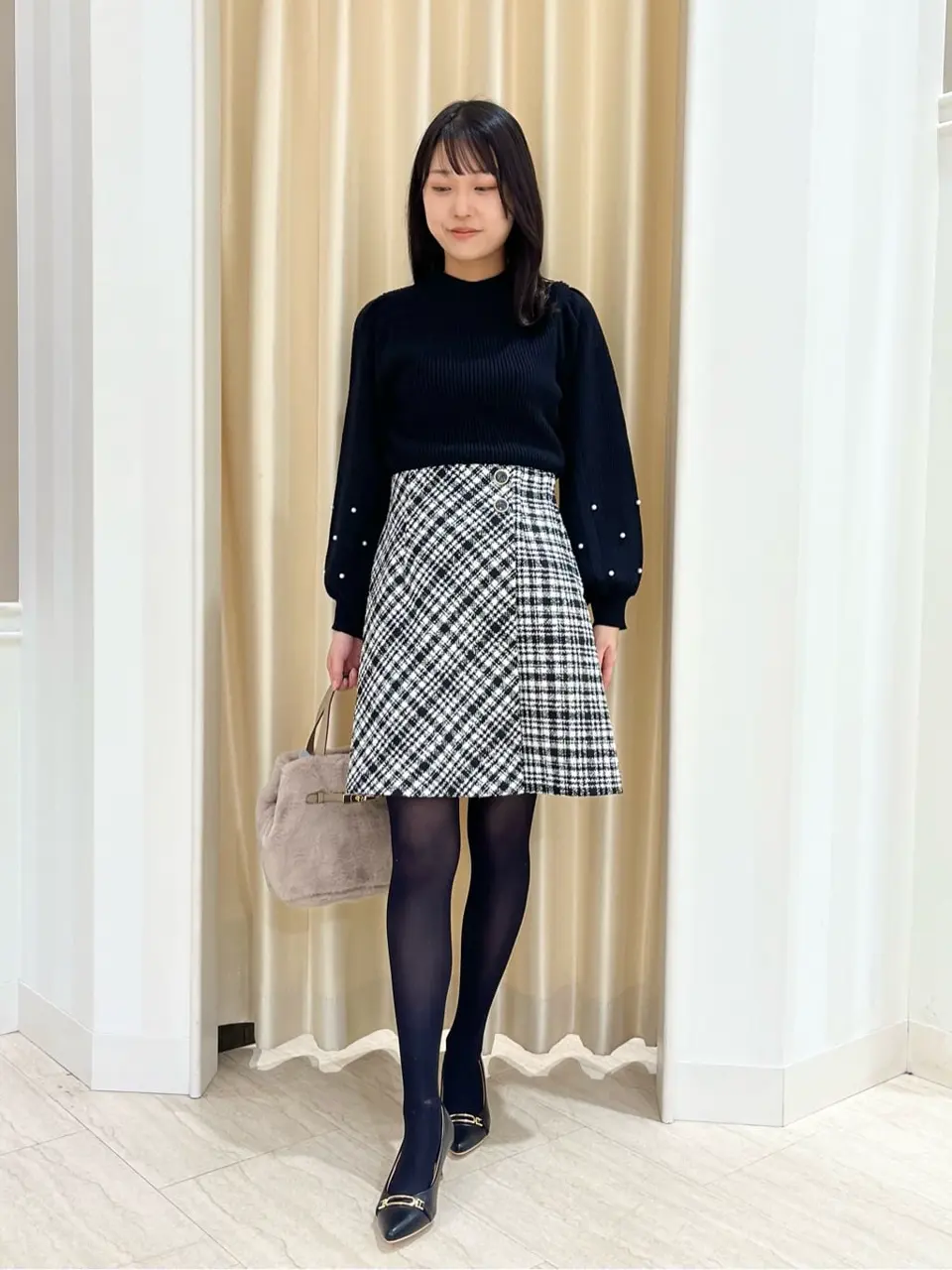 ANY SIS スタッフ コーディネート画像