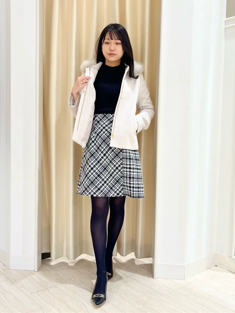 ANY SIS スタッフ コーディネート画像