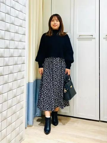 ANY SIS スタッフ コーディネート画像