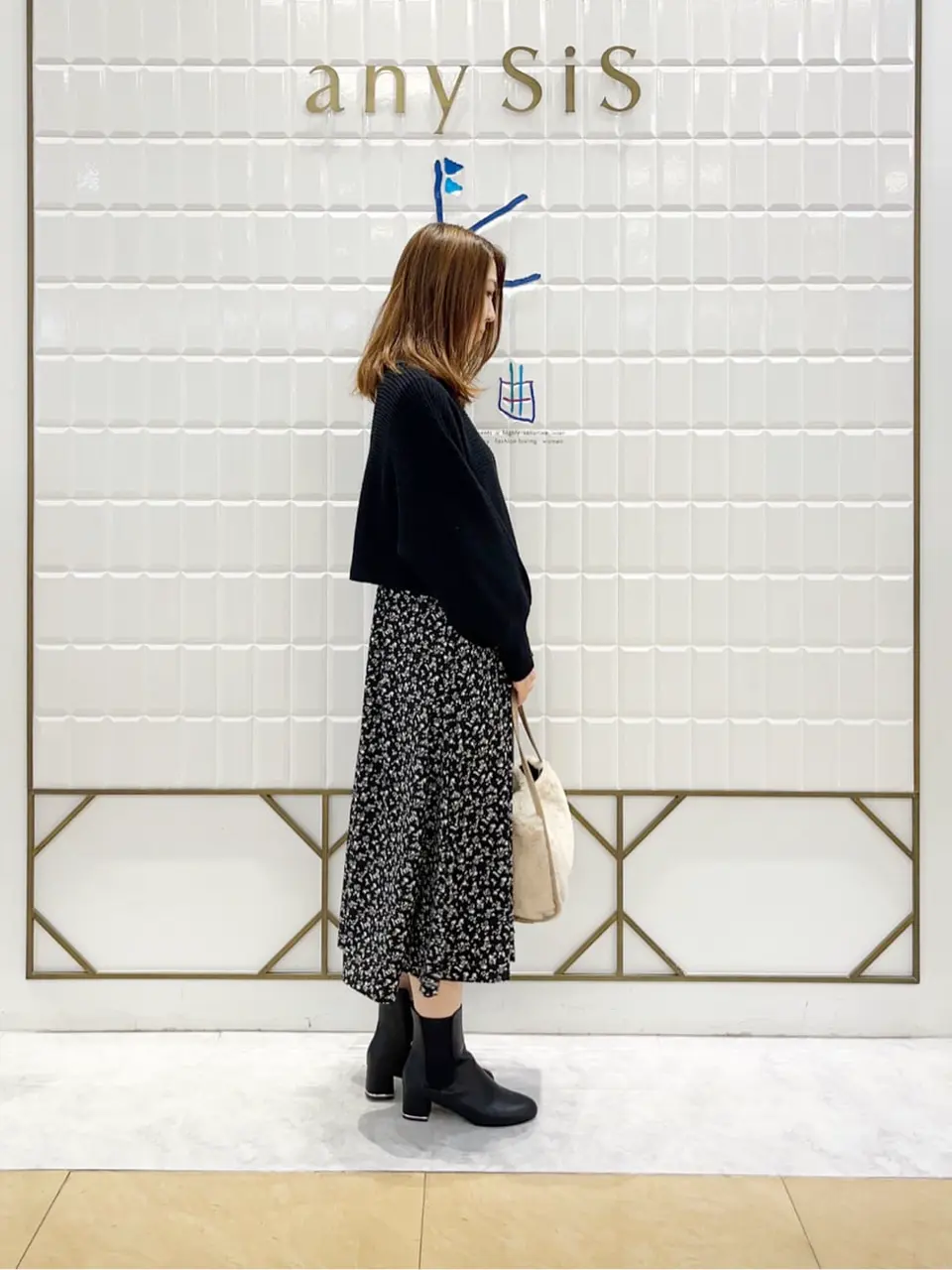 ANY SIS 上田 コーディネート画像