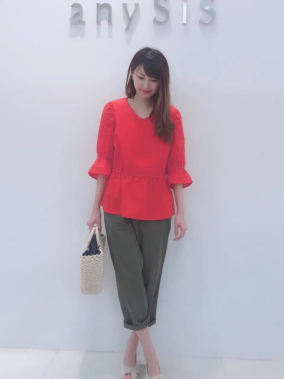 ANY SIS スタッフ コーディネート画像