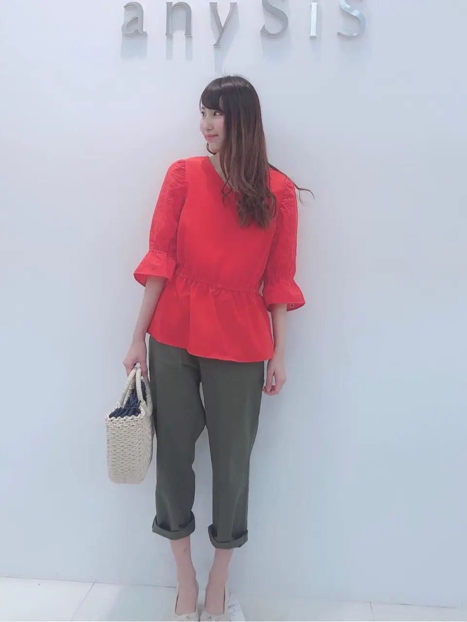 ANY SIS スタッフ コーディネート画像