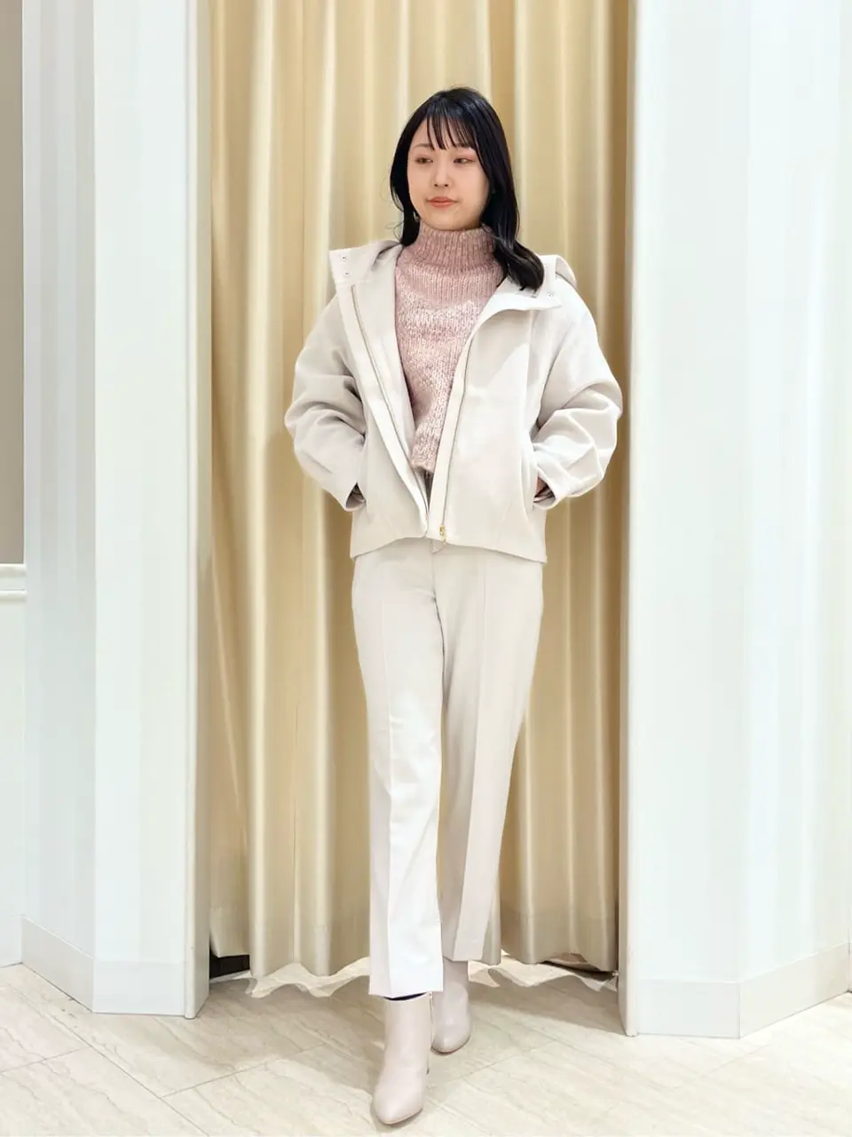 ANY SIS スタッフ コーディネート画像