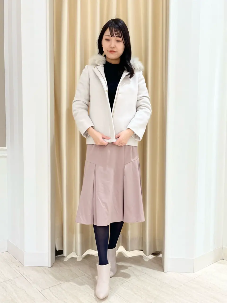 ANY SIS スタッフ コーディネート画像