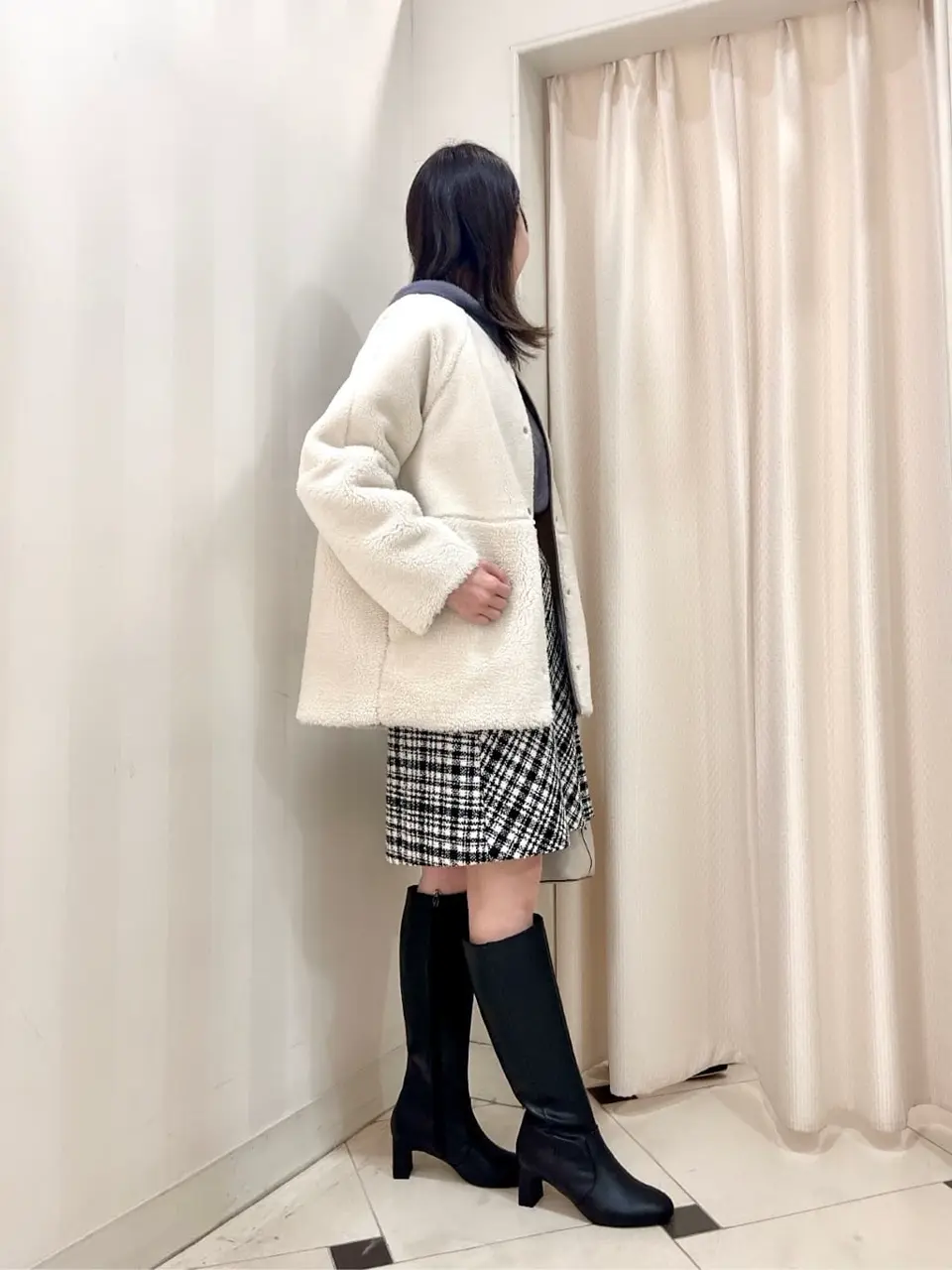 ANY SIS 金井 コーディネート画像