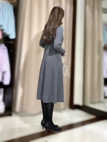 ANY SIS STAFF コーディネート画像