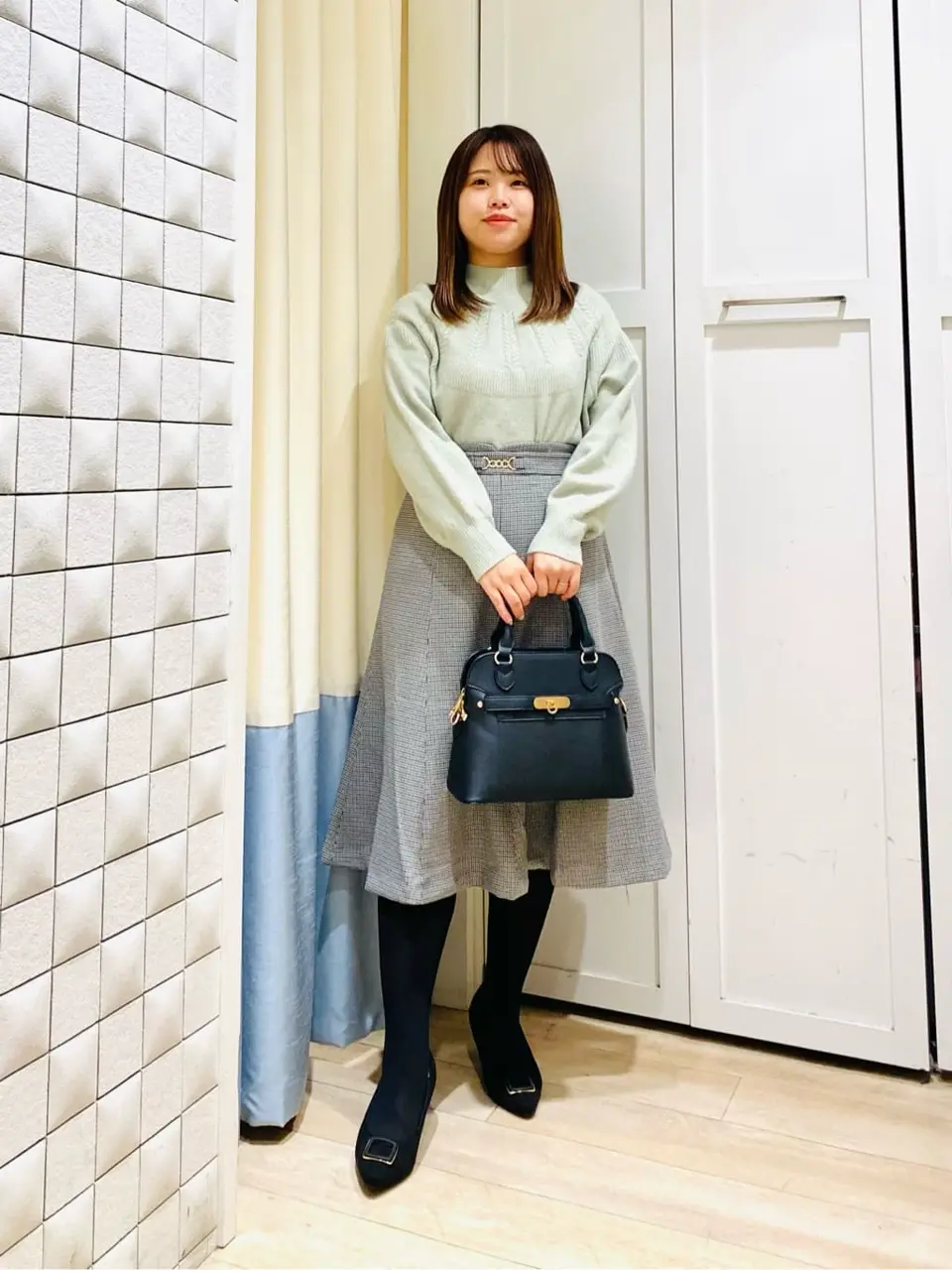 ANY SIS スタッフ コーディネート画像