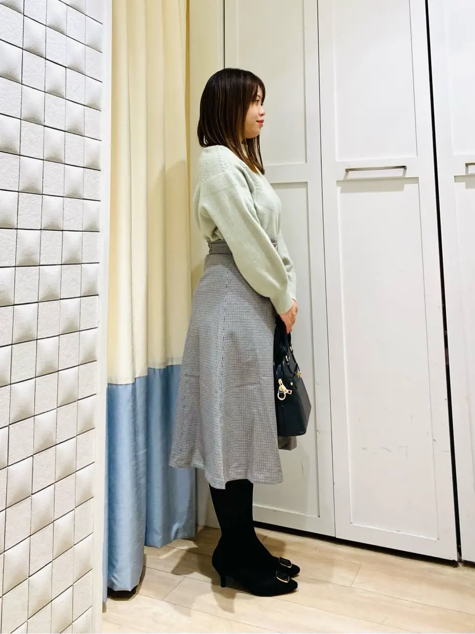 ANY SIS スタッフ コーディネート画像