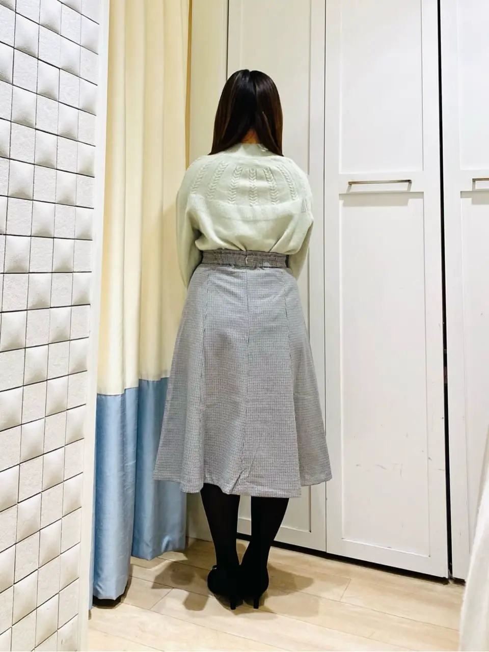 ANY SIS スタッフ コーディネート画像