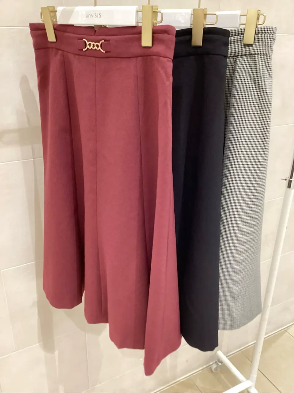 ANY SIS 髙橋 コーディネート画像