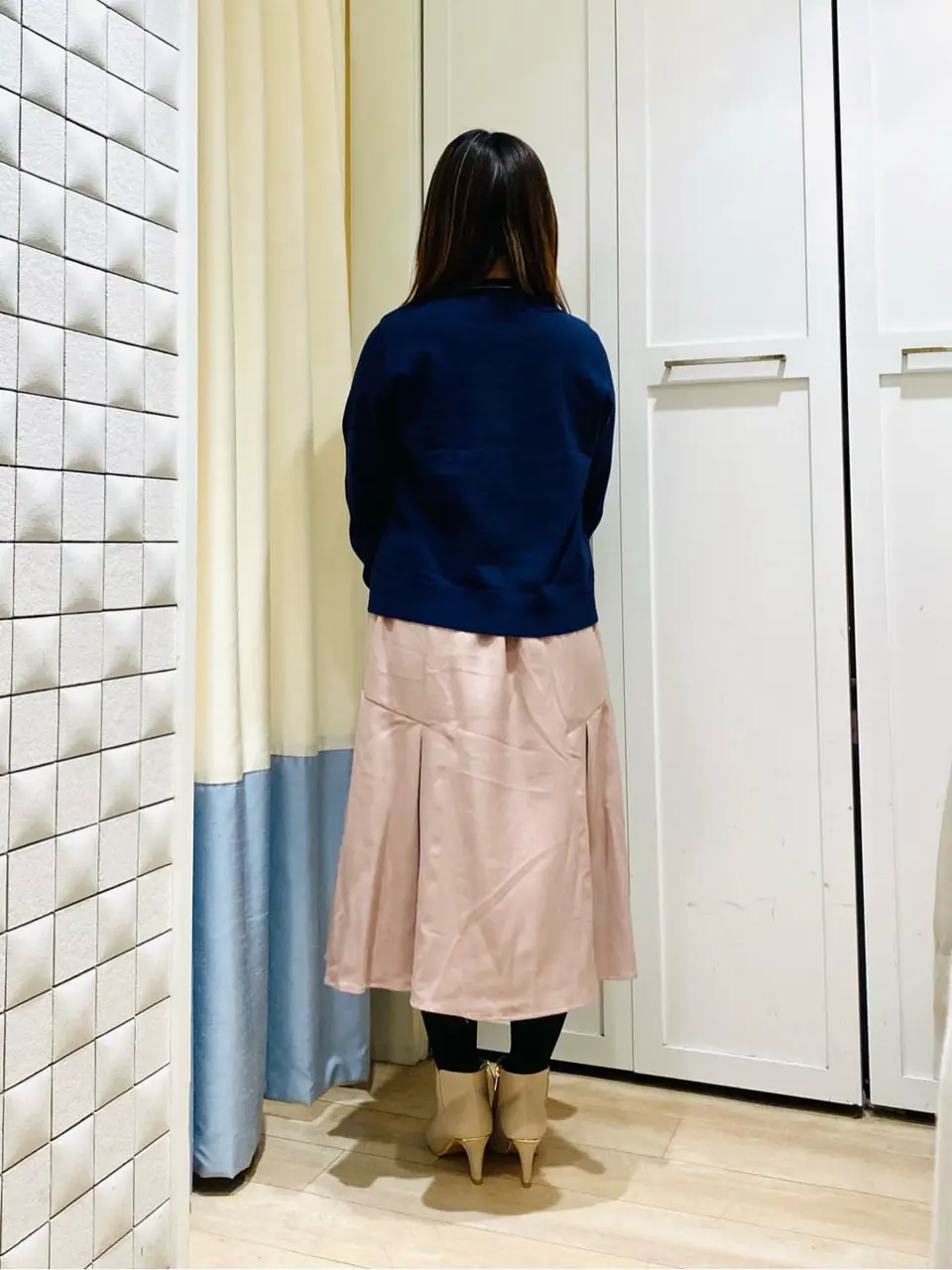 ANY SIS スタッフ コーディネート画像