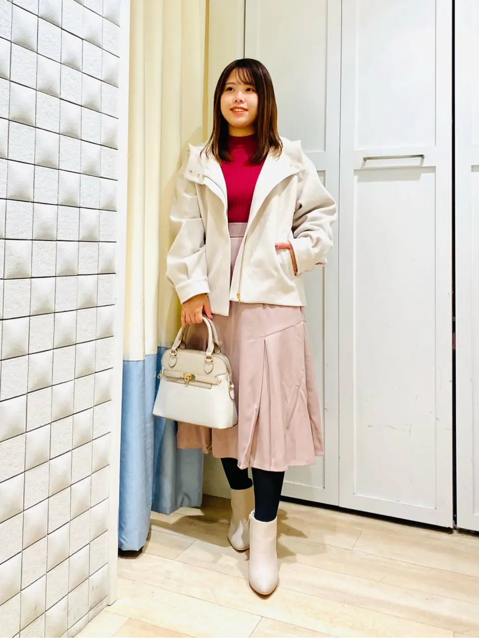 ANY SIS スタッフ コーディネート画像