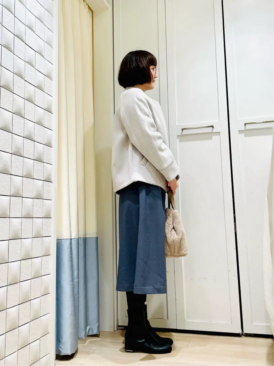 ANY SIS スタッフ コーディネート画像