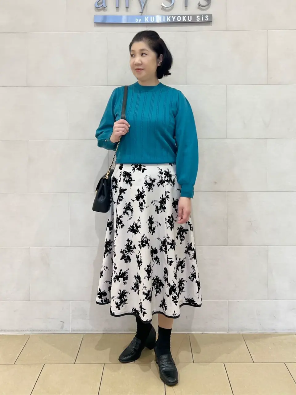 ANY SIS 今仲 コーディネート画像