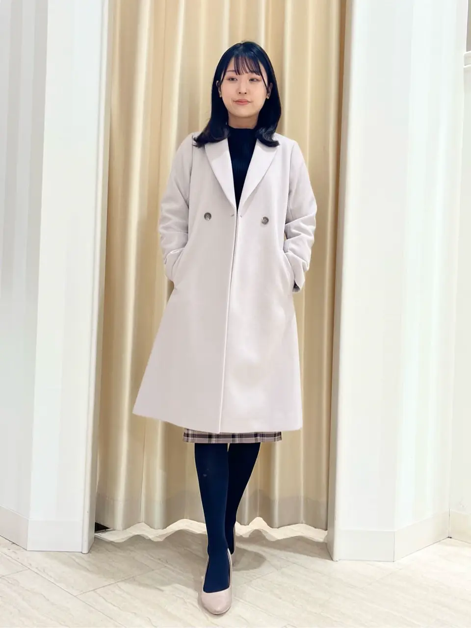 ANY SIS スタッフ コーディネート画像