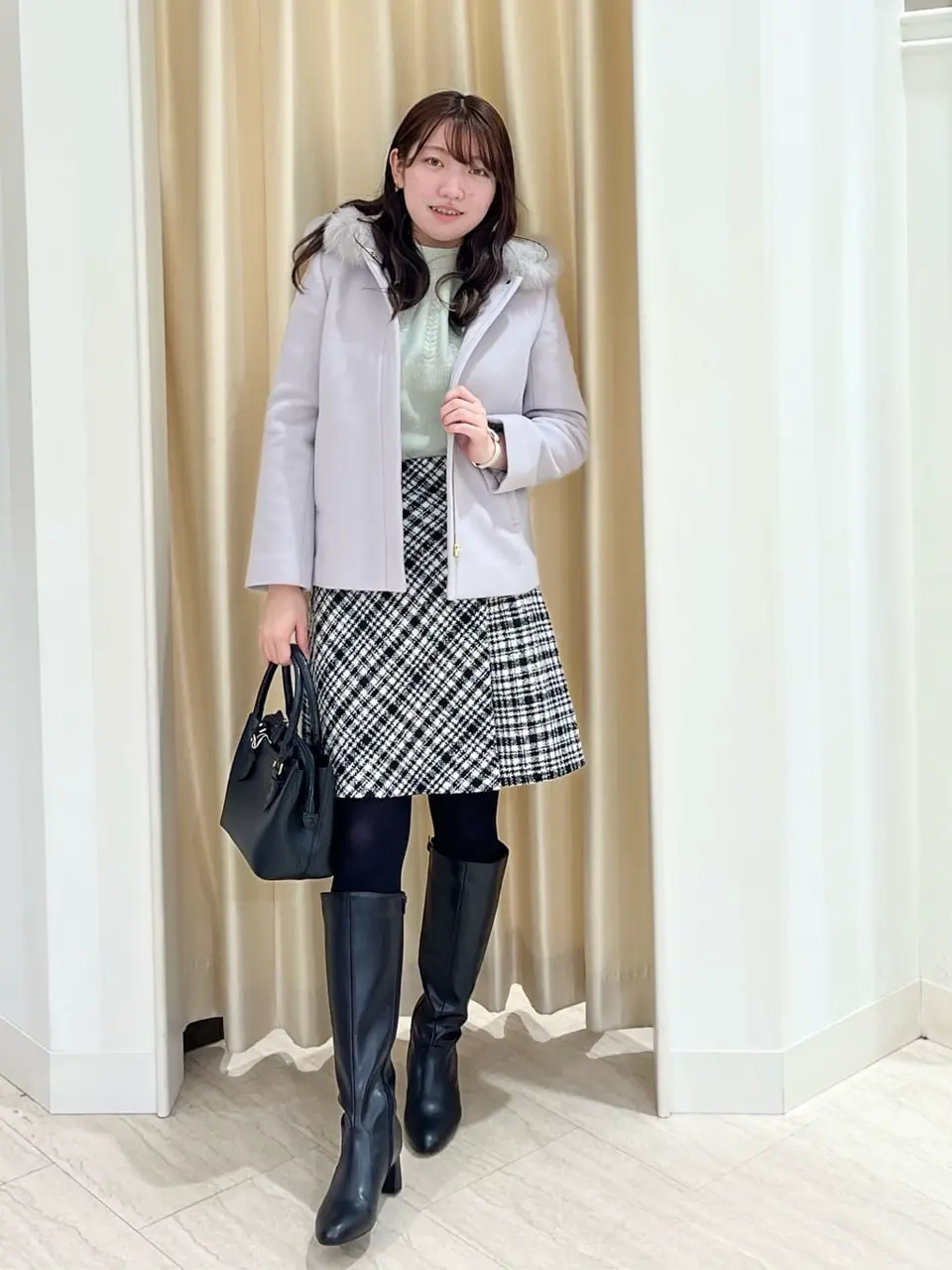 ANY SIS スタッフ コーディネート画像