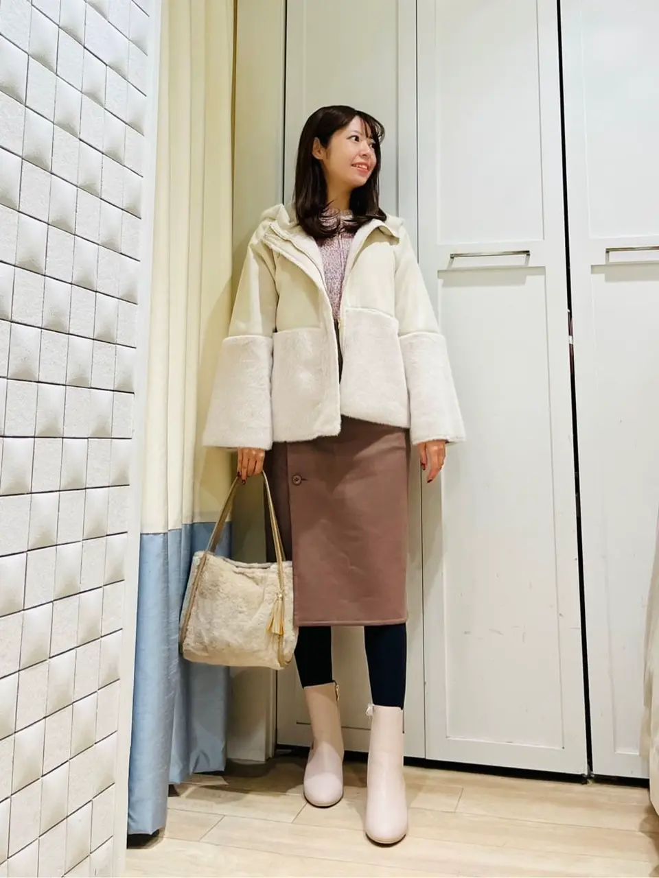 ANY SIS スタッフ コーディネート画像