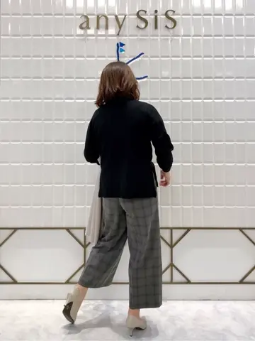 ANY SIS 中山 コーディネート画像