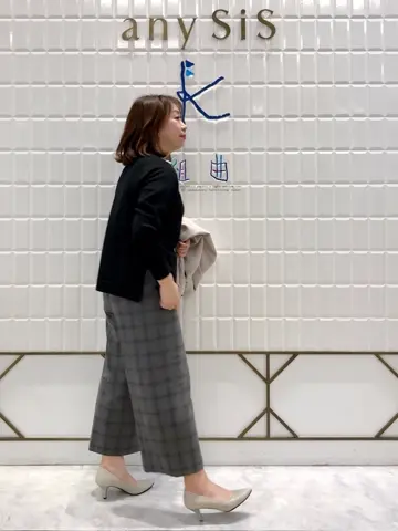 ANY SIS 中山 コーディネート画像