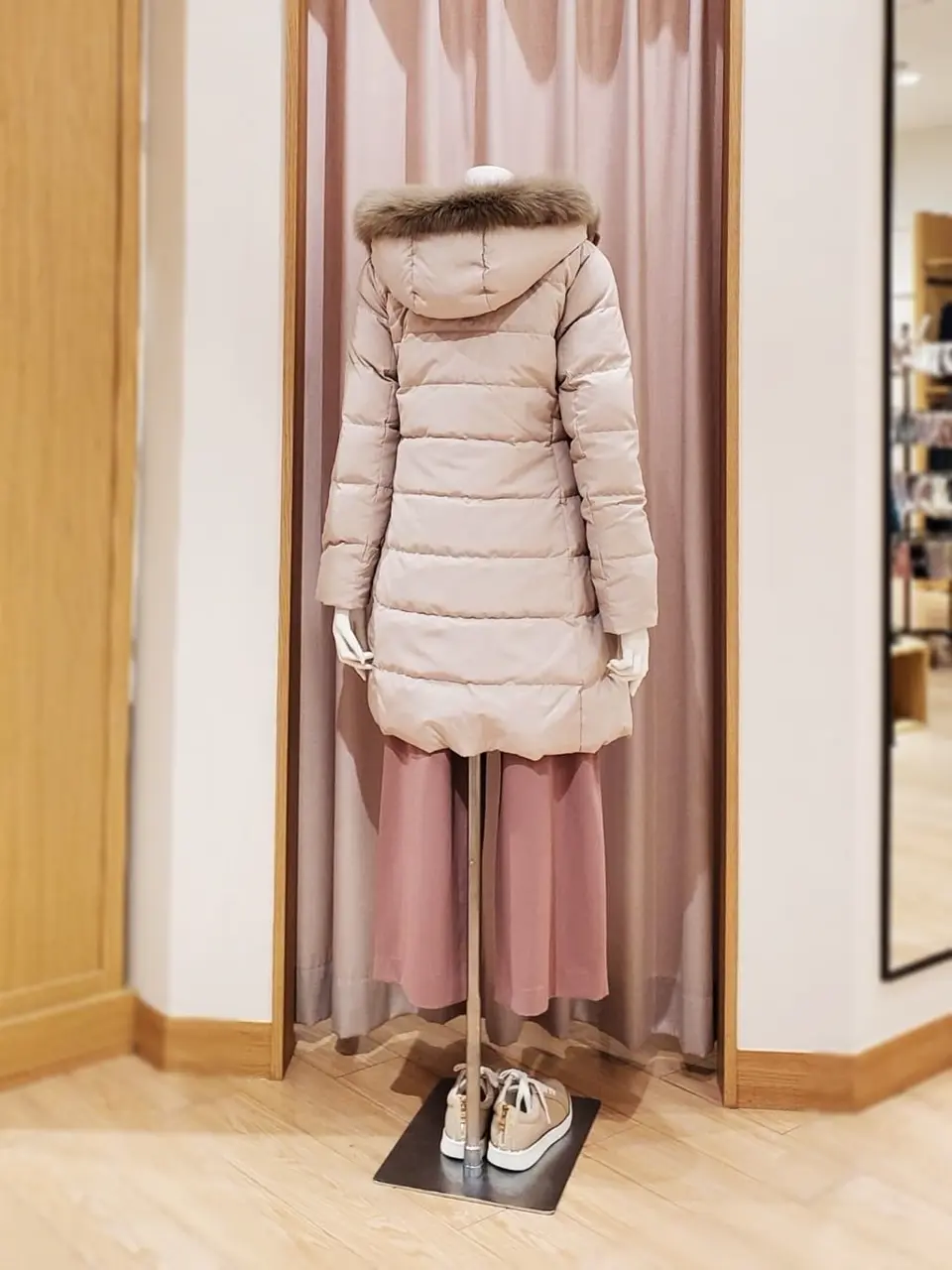 ANY SIS 岩田 コーディネート画像