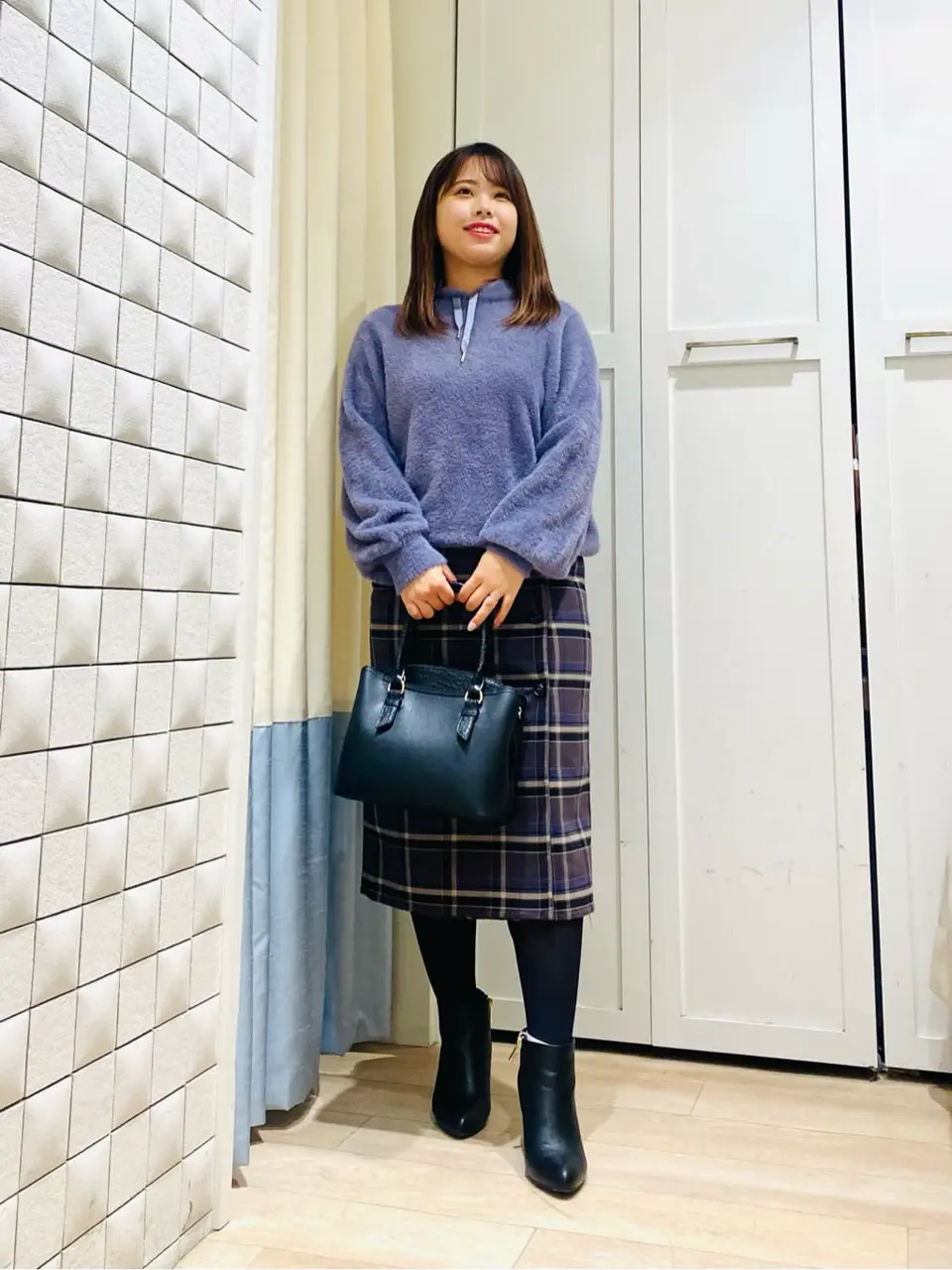 ANY SIS スタッフ コーディネート画像