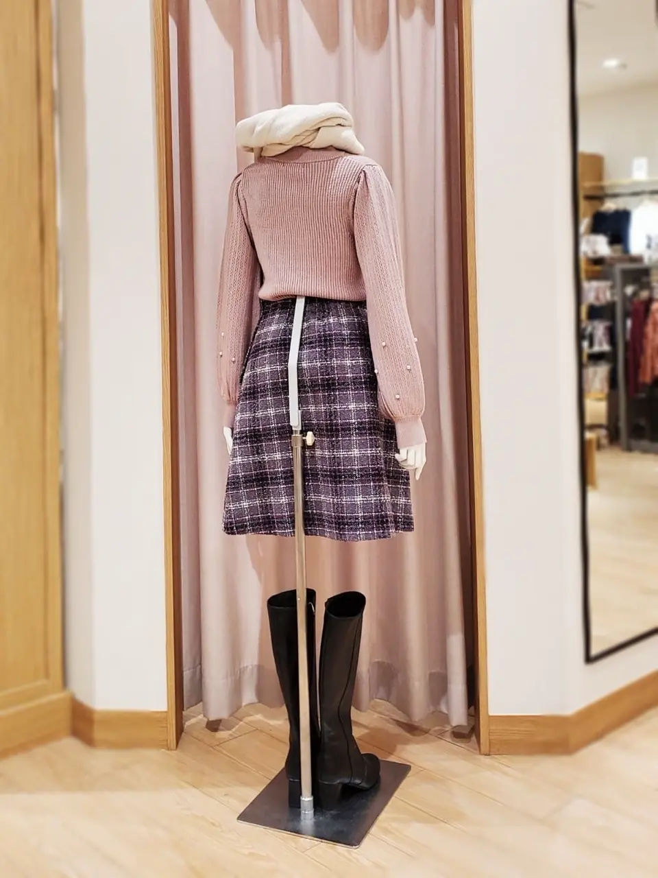 ANY SIS 岩田 コーディネート画像