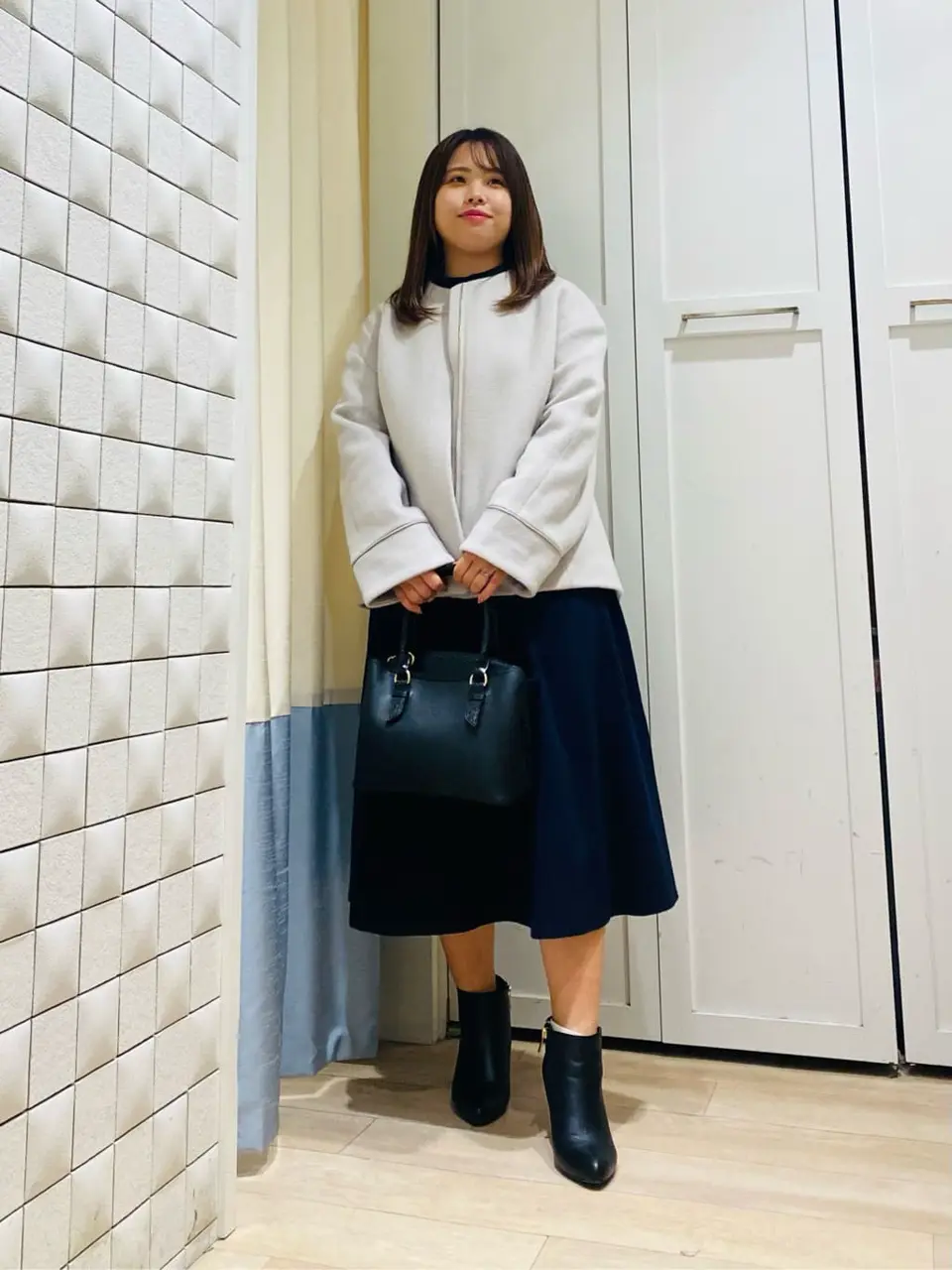 ANY SIS スタッフ コーディネート画像