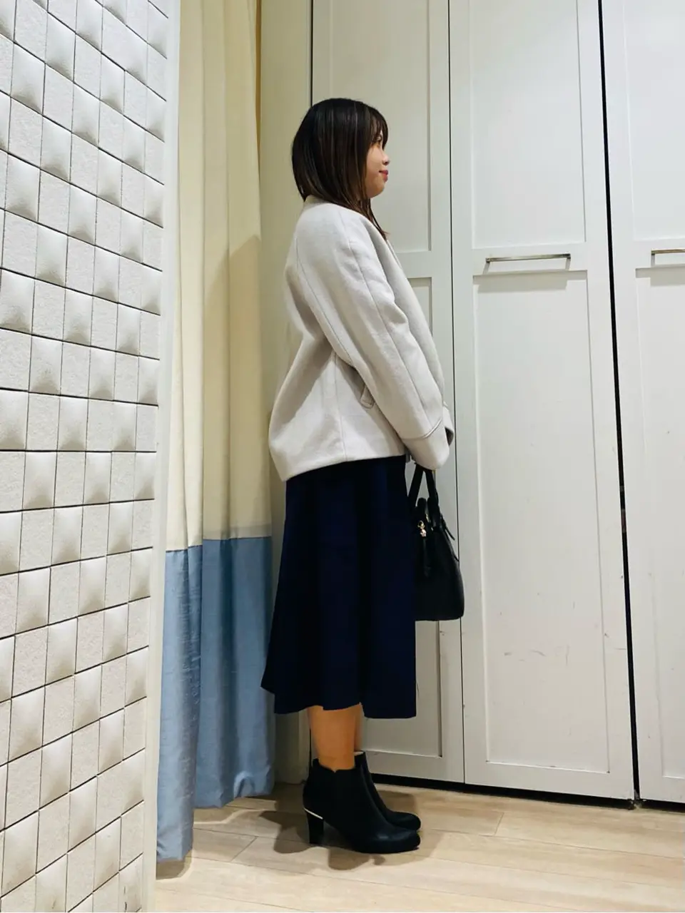 ANY SIS スタッフ コーディネート画像