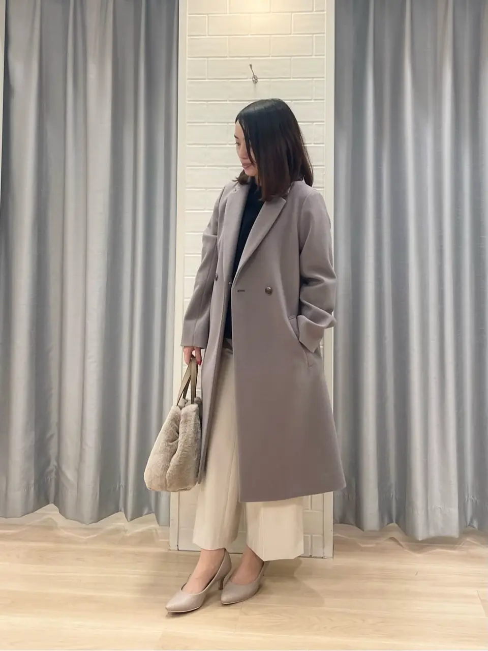 ANY SIS 丸岡 コーディネート画像