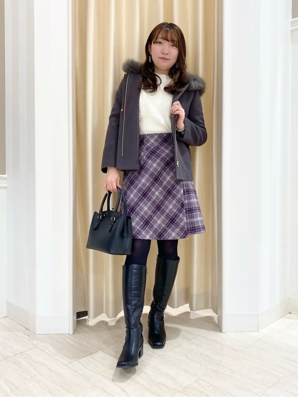 ANY SIS スタッフ コーディネート画像