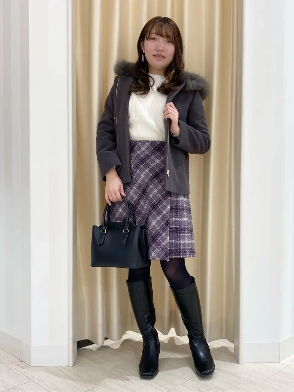 ANY SIS スタッフ コーディネート画像