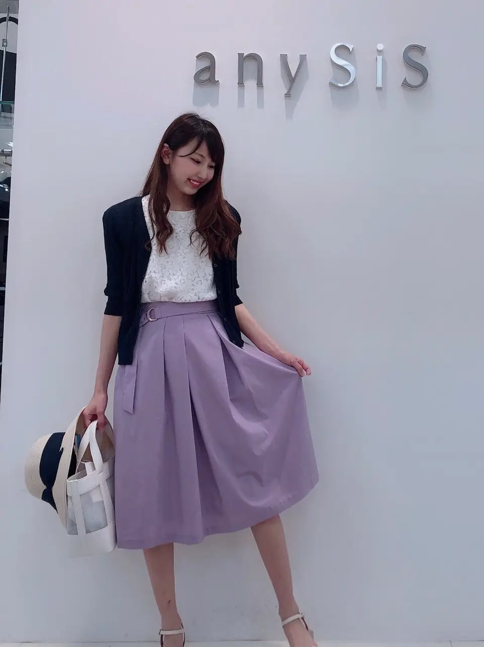 ANY SIS スタッフ コーディネート画像