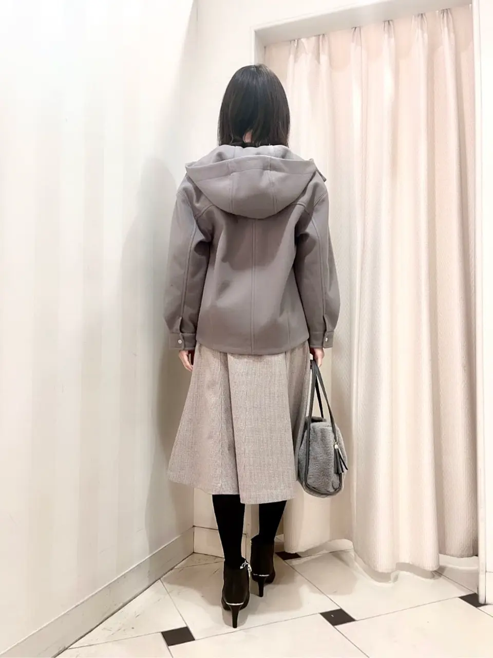 ANY SIS 金井 コーディネート画像