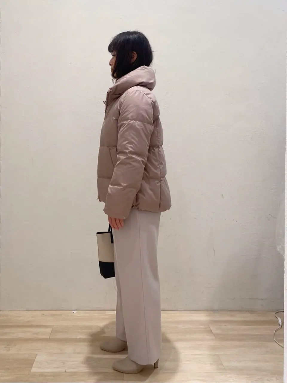 ANY SIS 西出 コーディネート画像