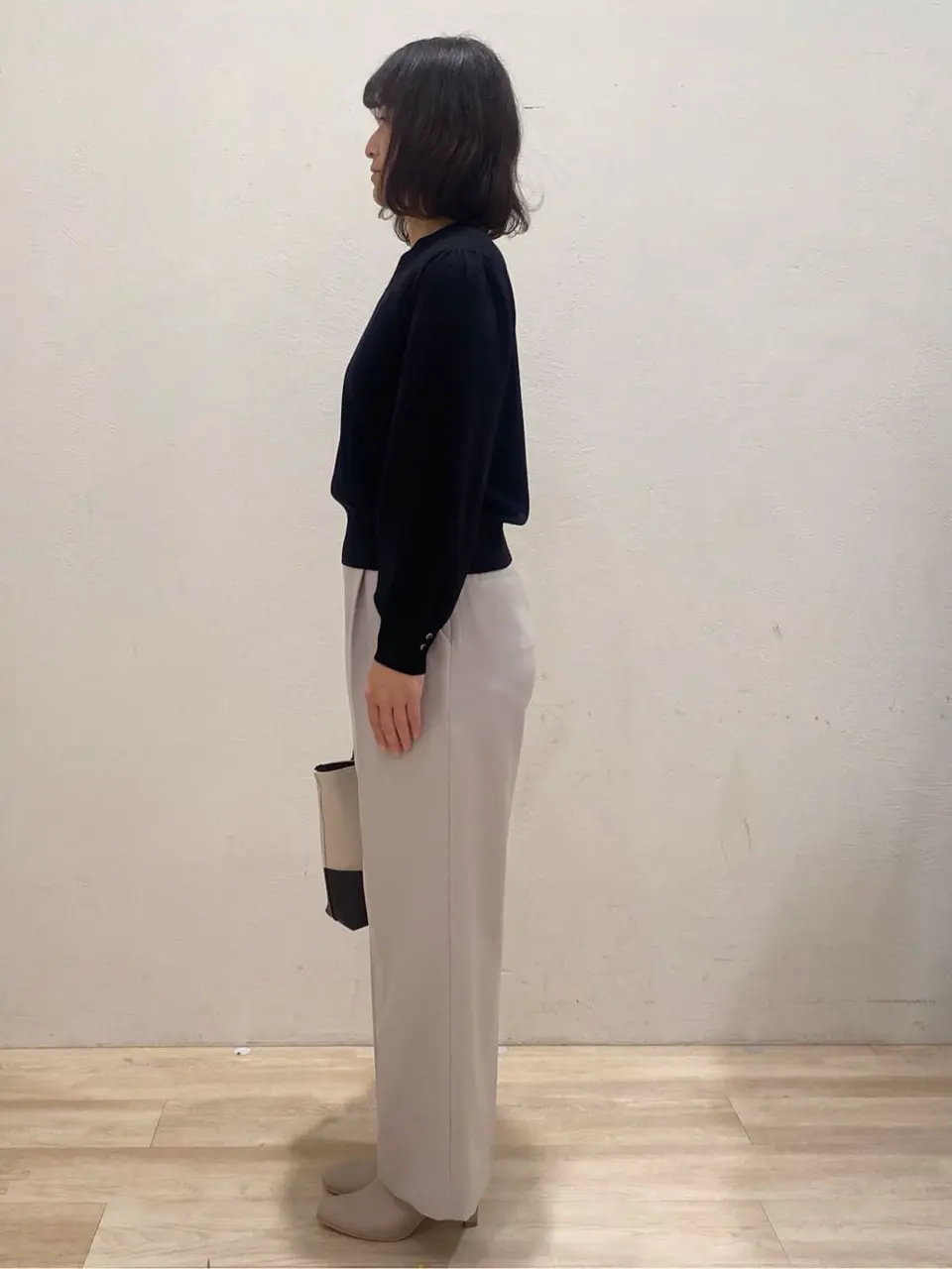 ANY SIS 西出 コーディネート画像