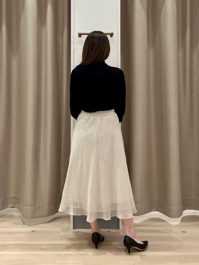 ANY SIS 瀬野 コーディネート画像