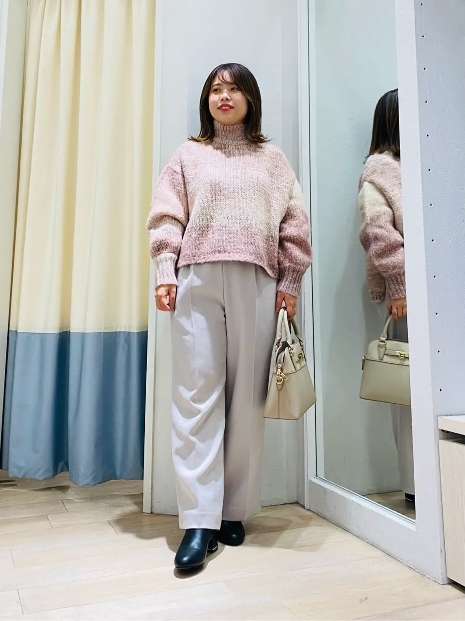 ANY SIS スタッフ コーディネート画像