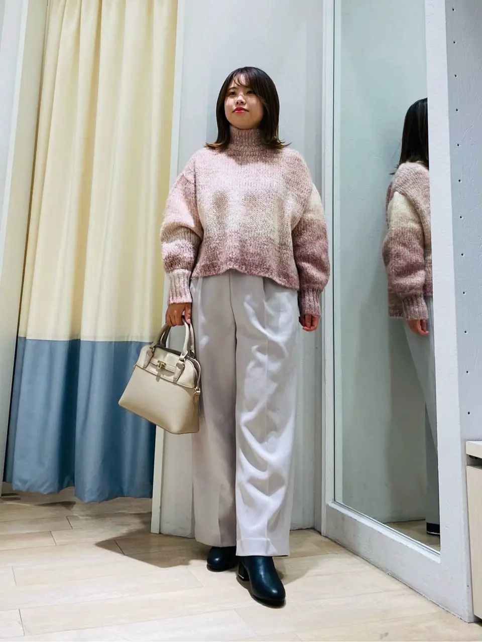 ANY SIS スタッフ コーディネート画像