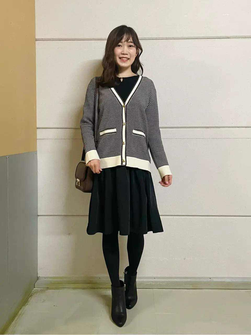 ANY SIS みぃ コーディネート画像